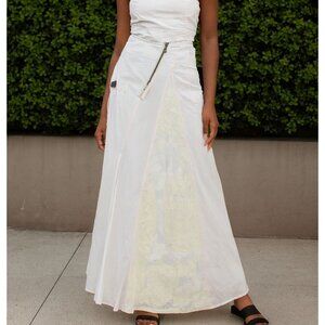 OHDD‎ Wearable Art A line Skier Made In Italy Size 6Rare White & Multicolor Acc